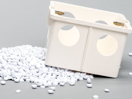 Gránulos compuestos rígidos de UPVC para el ajuste de pellets de PVC para la inyección de calidad de Pvc granulos de plástico blanco de inyección de moldeado de PVC partículas de cloruro de polivinilo material de pellets